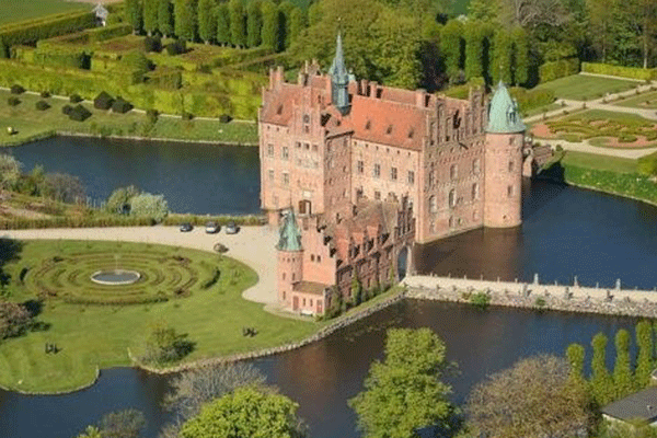 egeskovslot